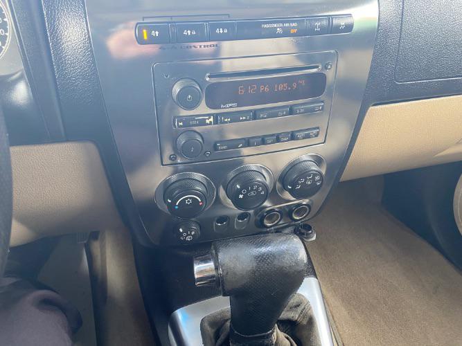 used 2006 Hummer H3 car, priced at $7,980