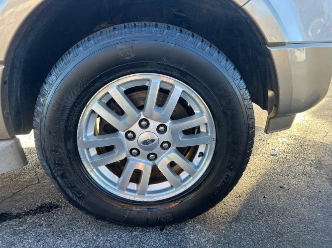 used 2012 Ford Expedition car