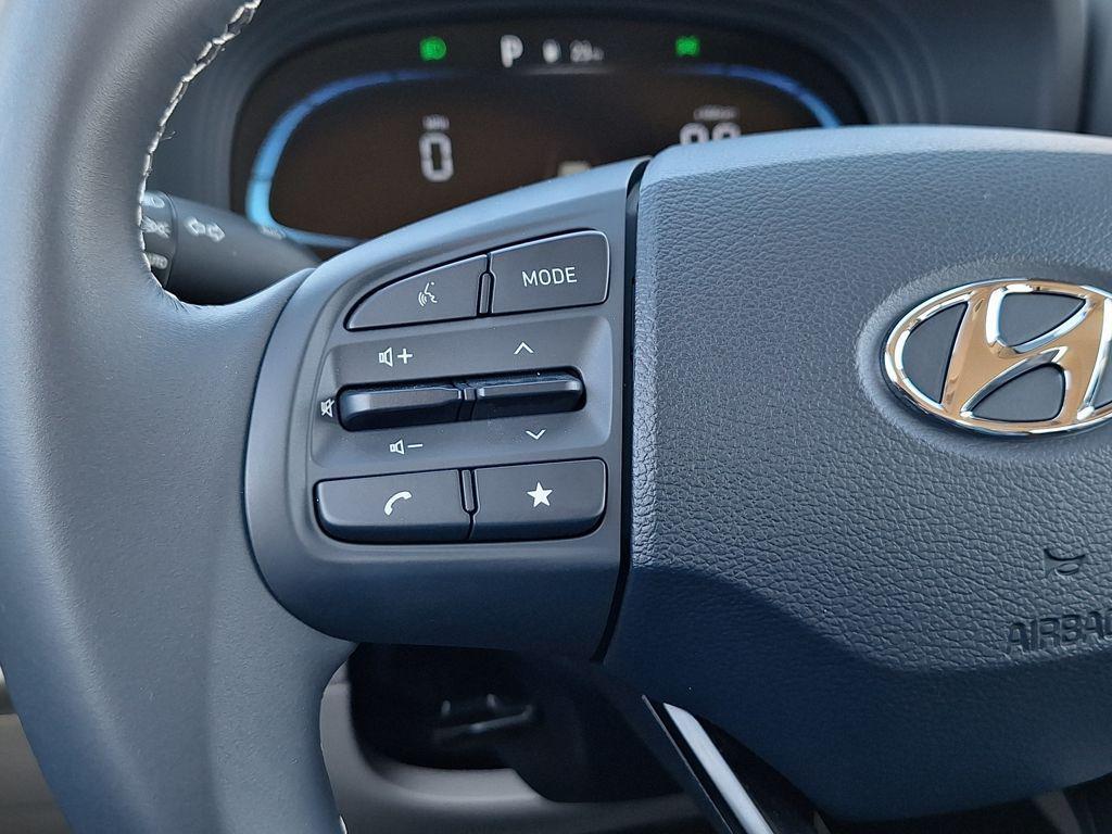 new 2025 Hyundai Venue car, priced at $24,044