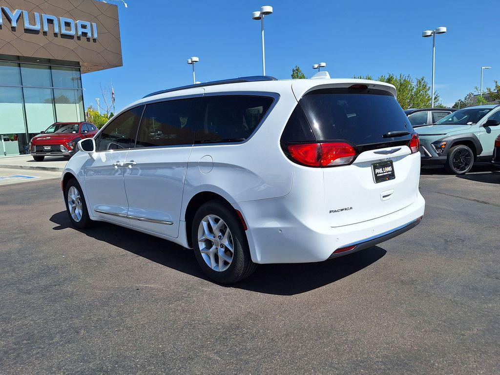 used 2018 Chrysler Pacifica car, priced at $16,488