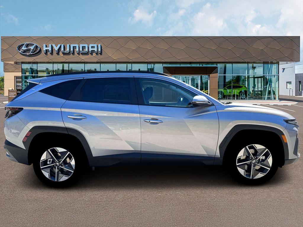 new 2026 Hyundai TUCSON Hybrid car, priced at $36,975