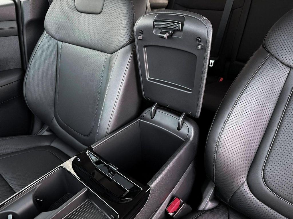 new 2026 Hyundai TUCSON Hybrid car, priced at $36,918