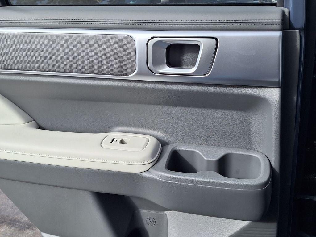 new 2025 Hyundai Santa Fe car, priced at $37,165