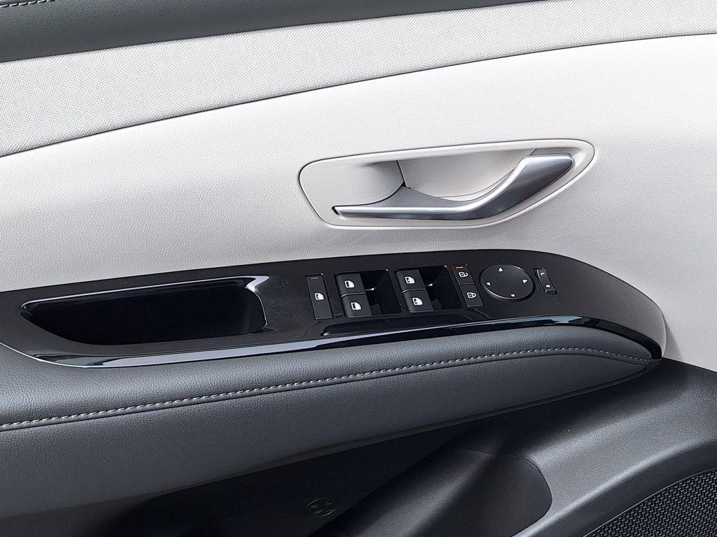 new 2026 Hyundai TUCSON Hybrid car, priced at $43,207