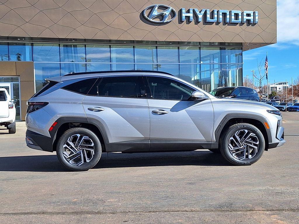 new 2026 Hyundai TUCSON Hybrid car, priced at $41,980