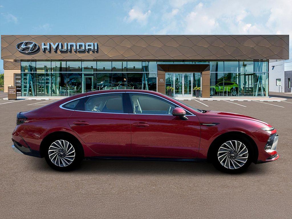 new 2026 Hyundai Sonata Hybrid car, priced at $34,670