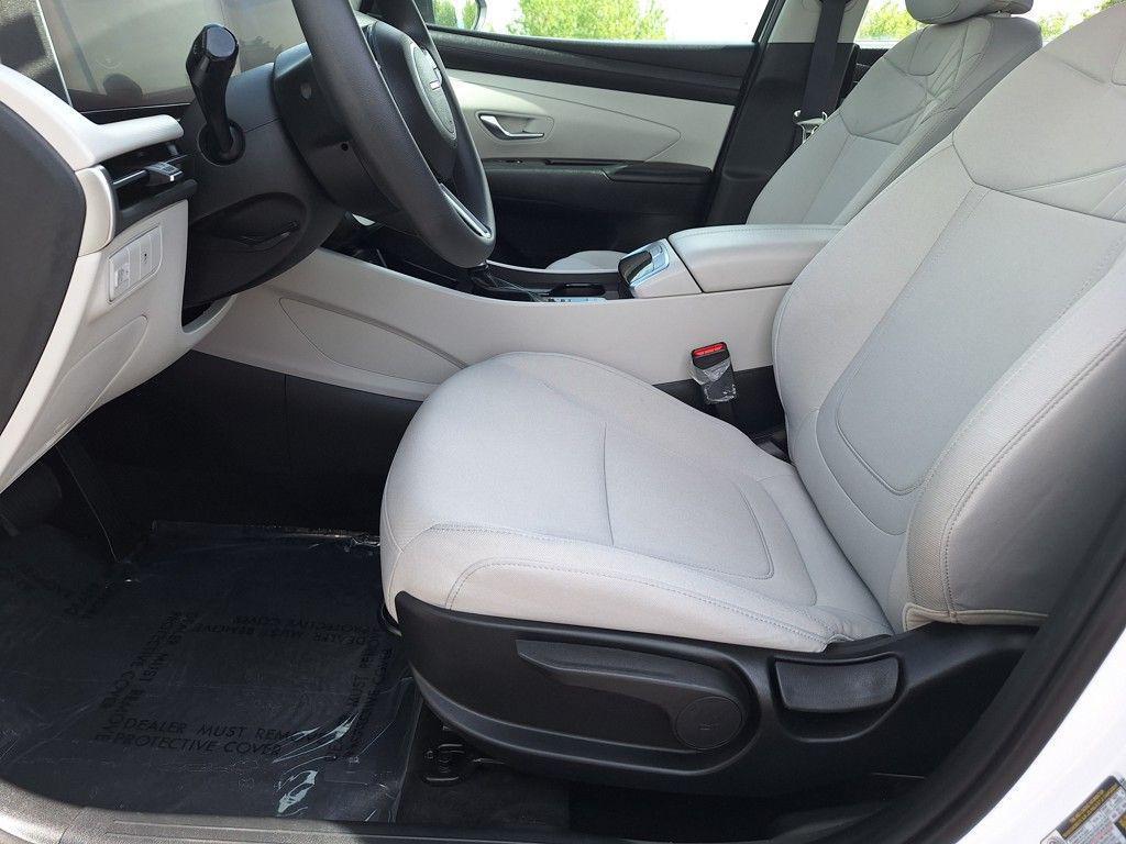 new 2025 Hyundai Tucson car, priced at $30,280