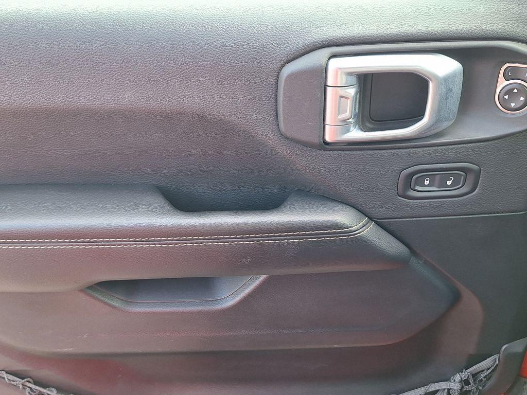 used 2021 Jeep Gladiator car, priced at $31,988