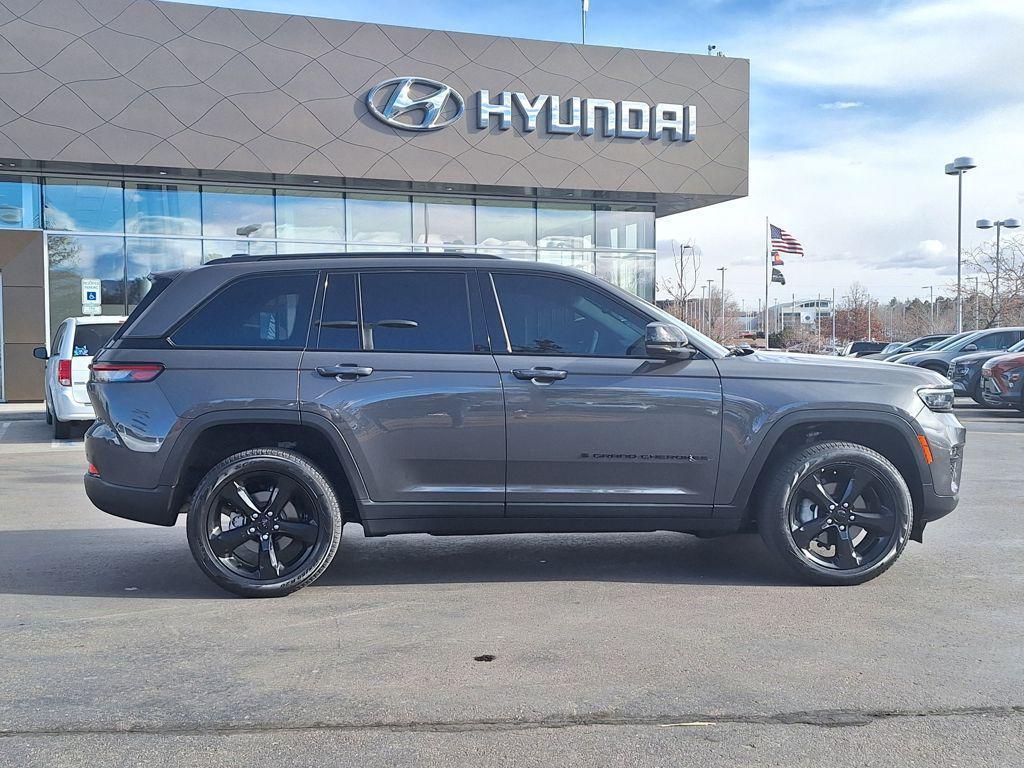 used 2024 Jeep Grand Cherokee car, priced at $34,988
