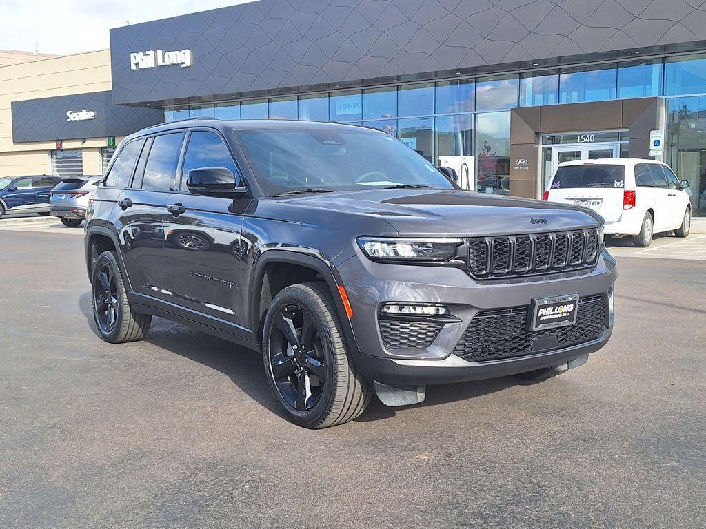 used 2024 Jeep Grand Cherokee car, priced at $34,988