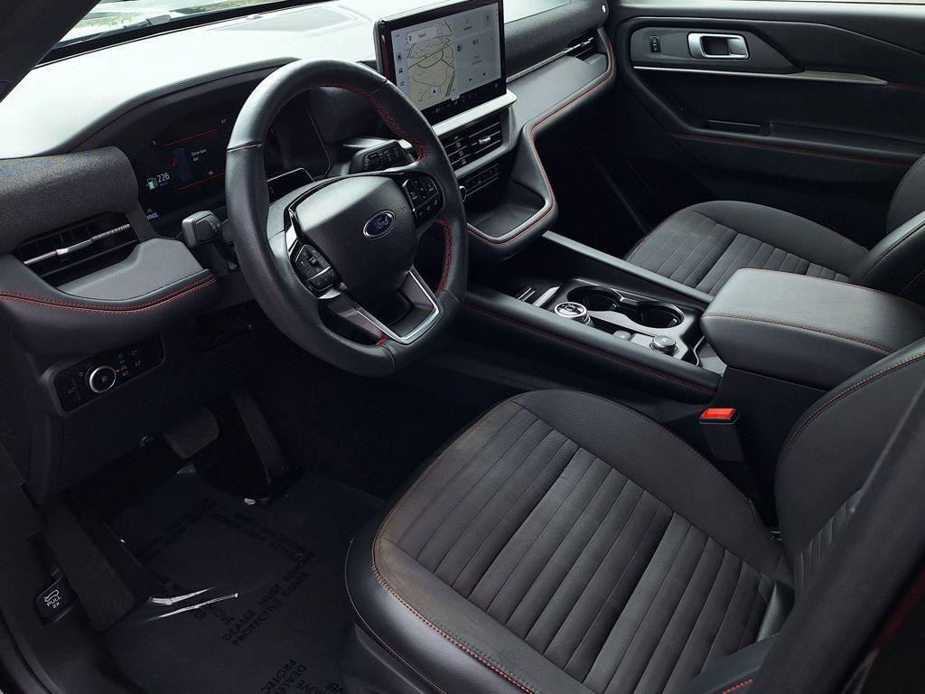 used 2025 Ford Explorer car, priced at $39,988