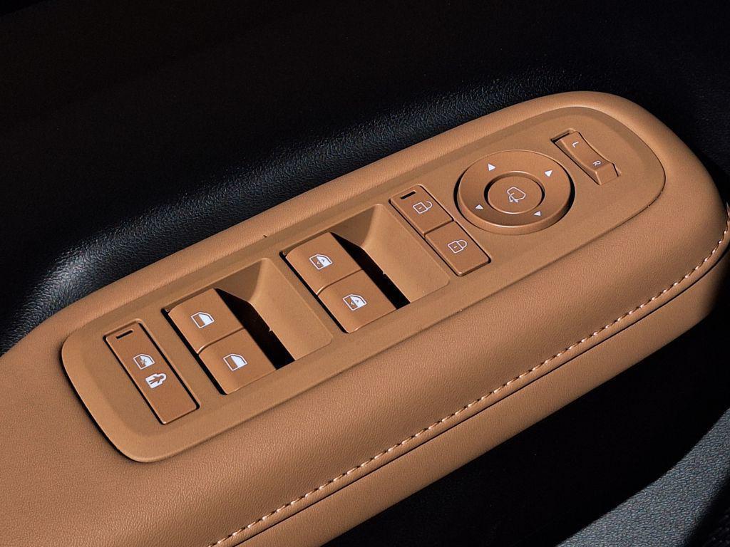 new 2025 Hyundai Santa Fe car, priced at $43,740