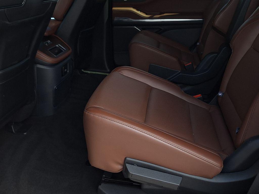 used 2025 Lincoln Navigator car, priced at $82,488