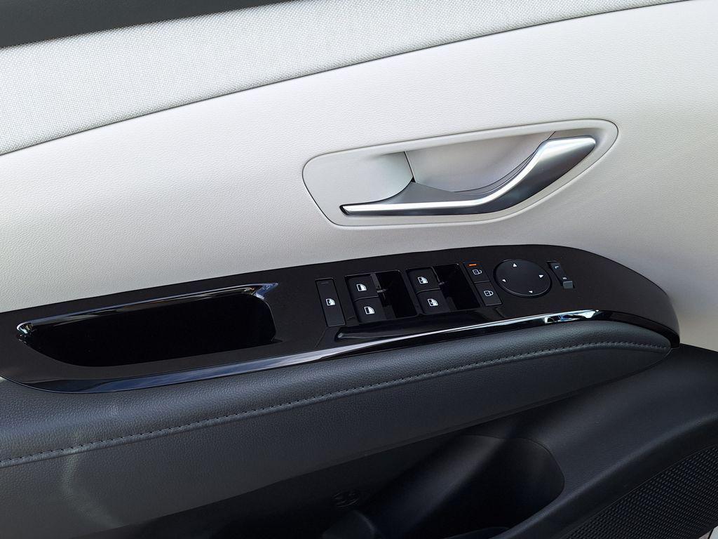 new 2025 Hyundai Tucson car, priced at $40,245