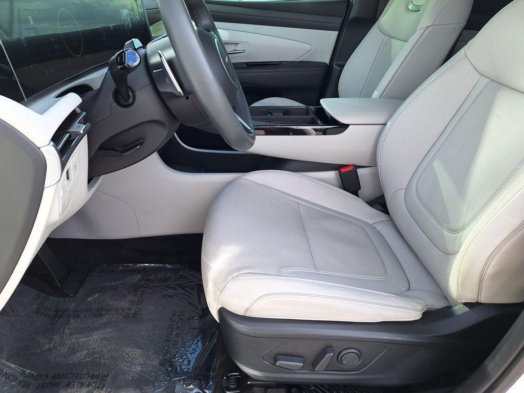 new 2025 Hyundai Tucson car, priced at $40,245
