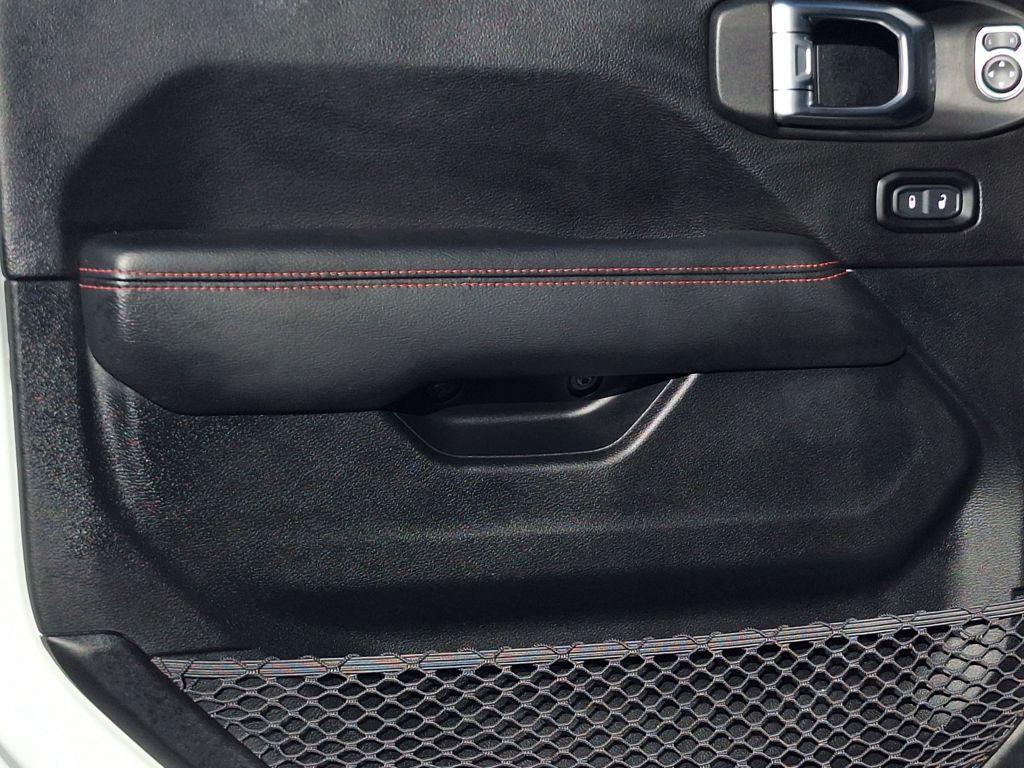 used 2019 Jeep Wrangler Unlimited car, priced at $29,588