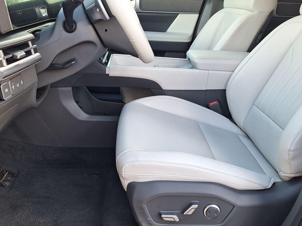 new 2025 Hyundai Santa Fe car, priced at $37,200