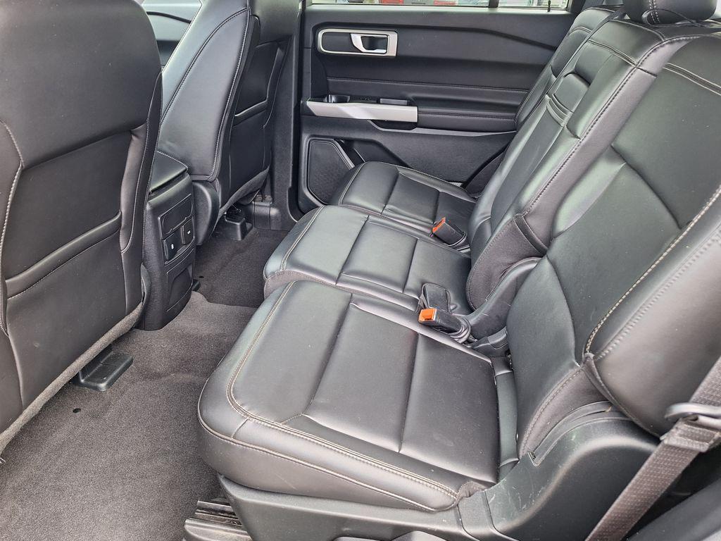 used 2024 Ford Explorer car, priced at $31,288