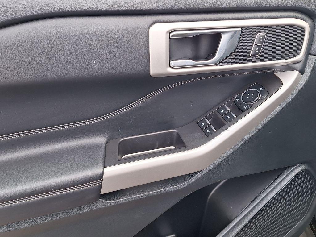 used 2024 Ford Explorer car, priced at $31,288