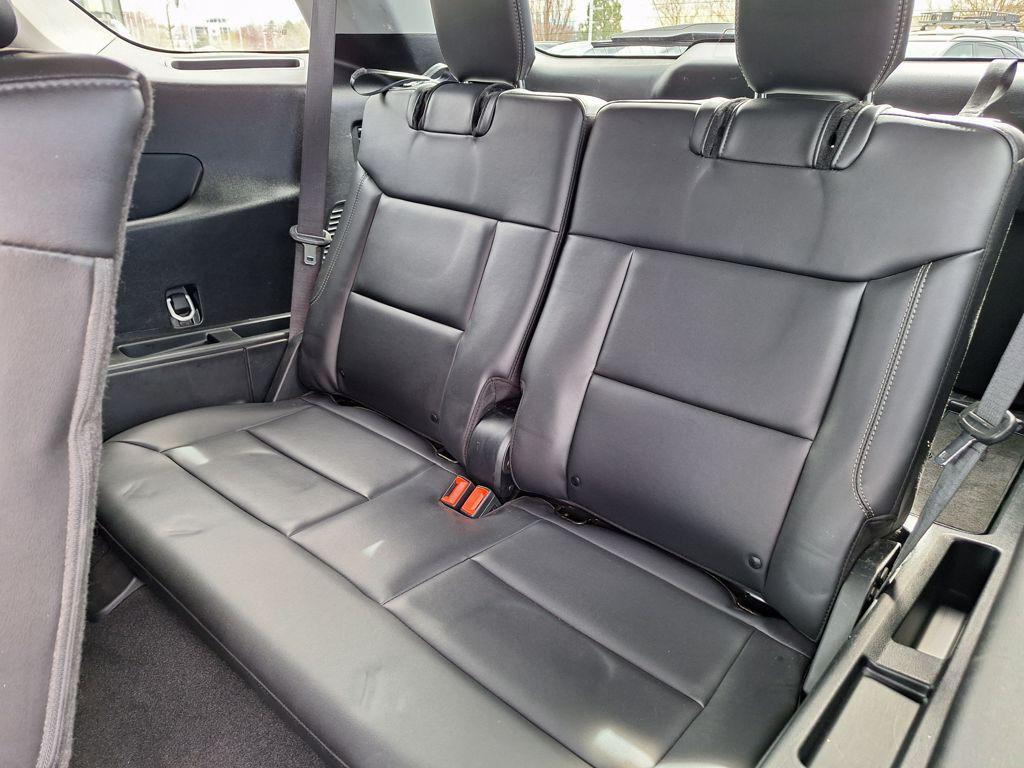 used 2024 Ford Explorer car, priced at $31,988