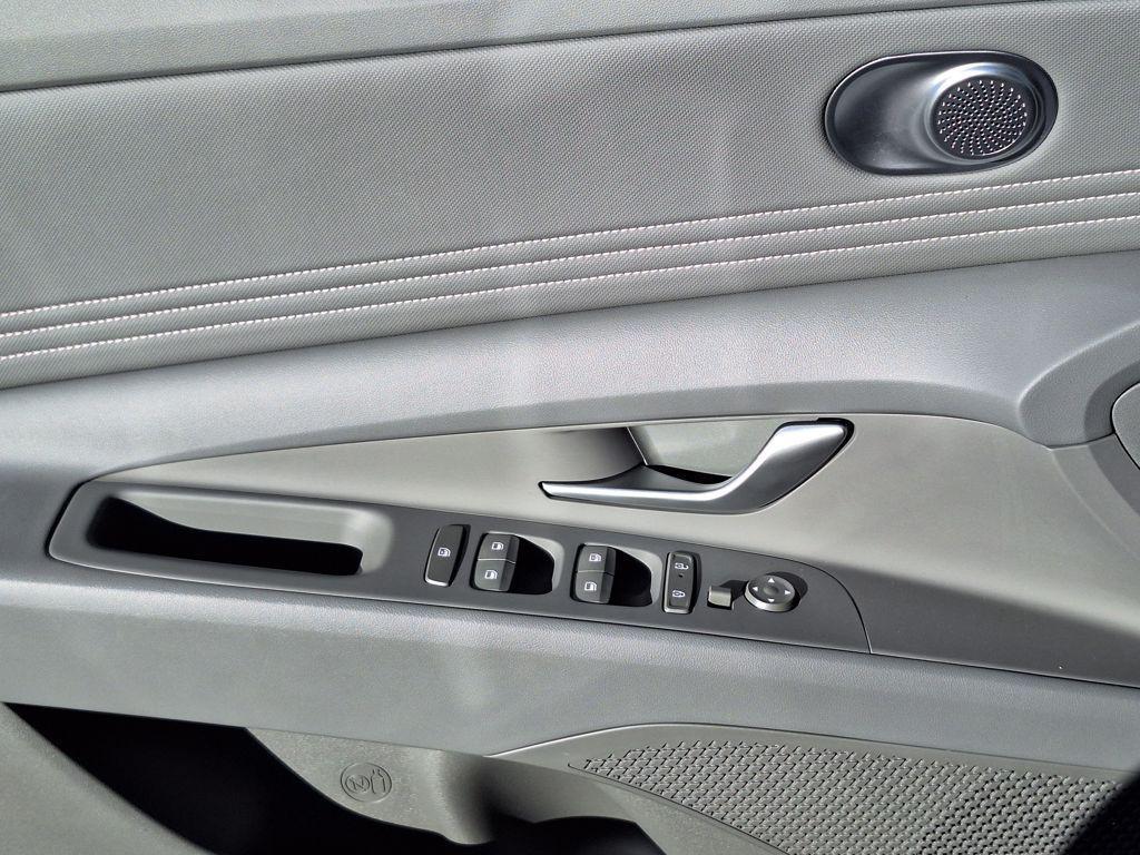 new 2025 Hyundai Elantra car, priced at $25,080