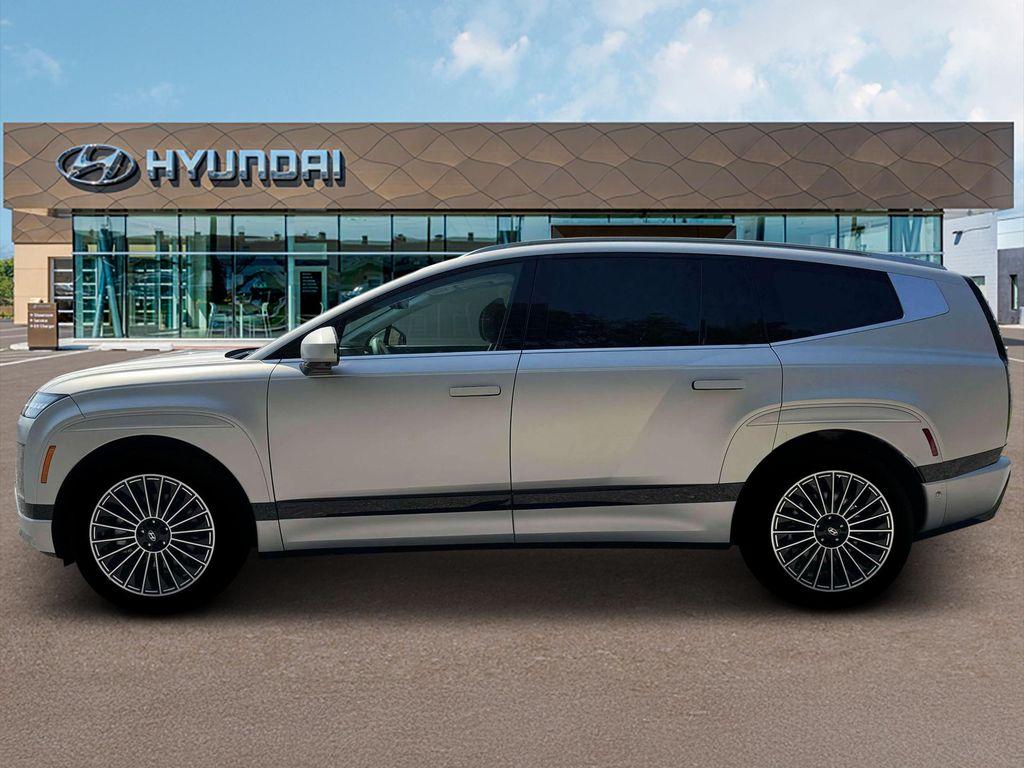 new 2026 Hyundai IONIQ 9 car, priced at $80,435