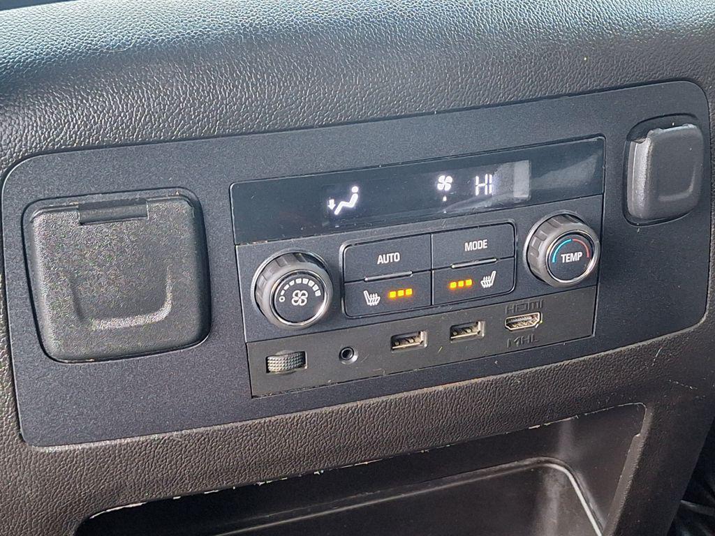 used 2017 GMC Yukon car, priced at $26,988