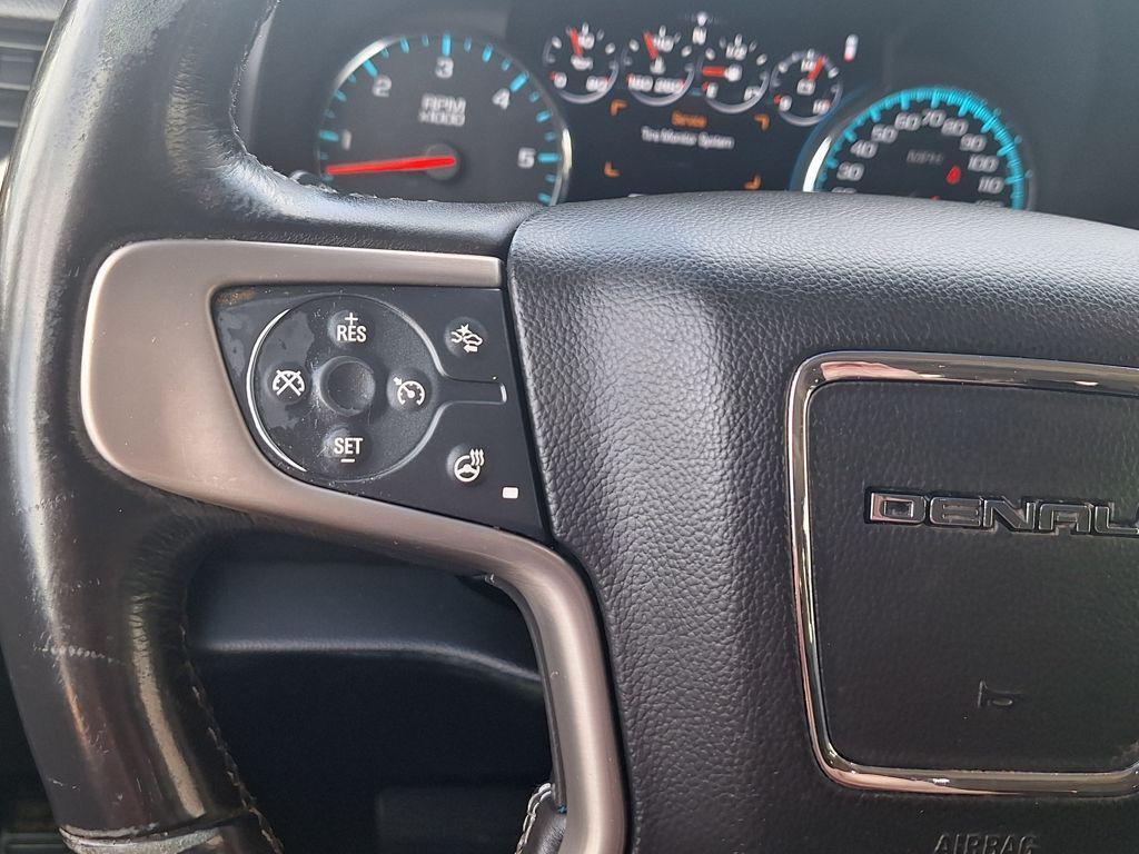 used 2017 GMC Yukon car, priced at $26,988