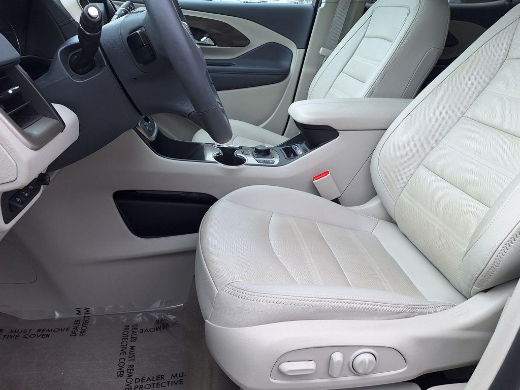 used 2023 GMC Terrain car, priced at $29,988