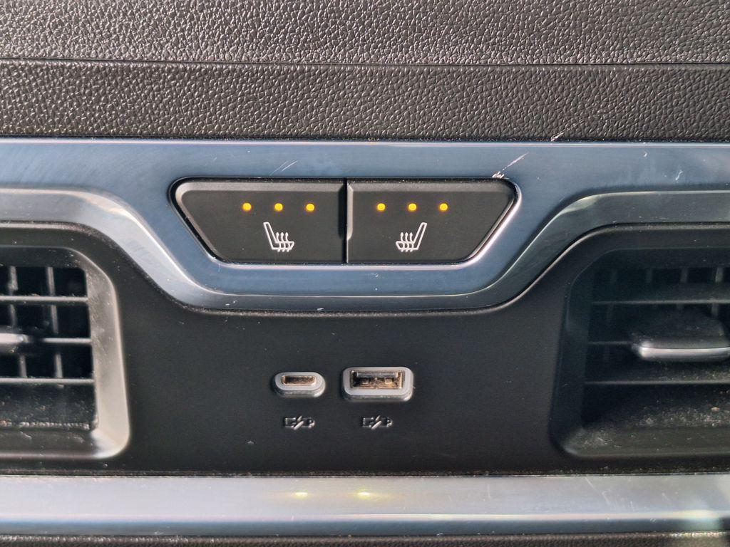 used 2022 GMC Sierra 1500 car, priced at $41,988