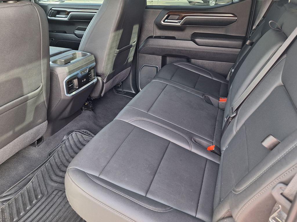 used 2022 GMC Sierra 1500 car, priced at $41,988