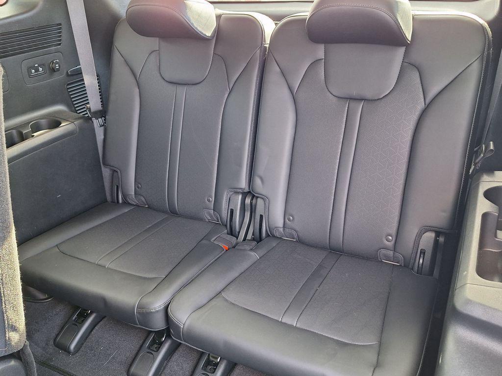 used 2023 Kia Sorento car, priced at $27,988