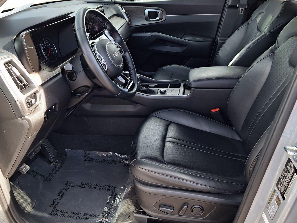 used 2023 Kia Sorento car, priced at $27,988