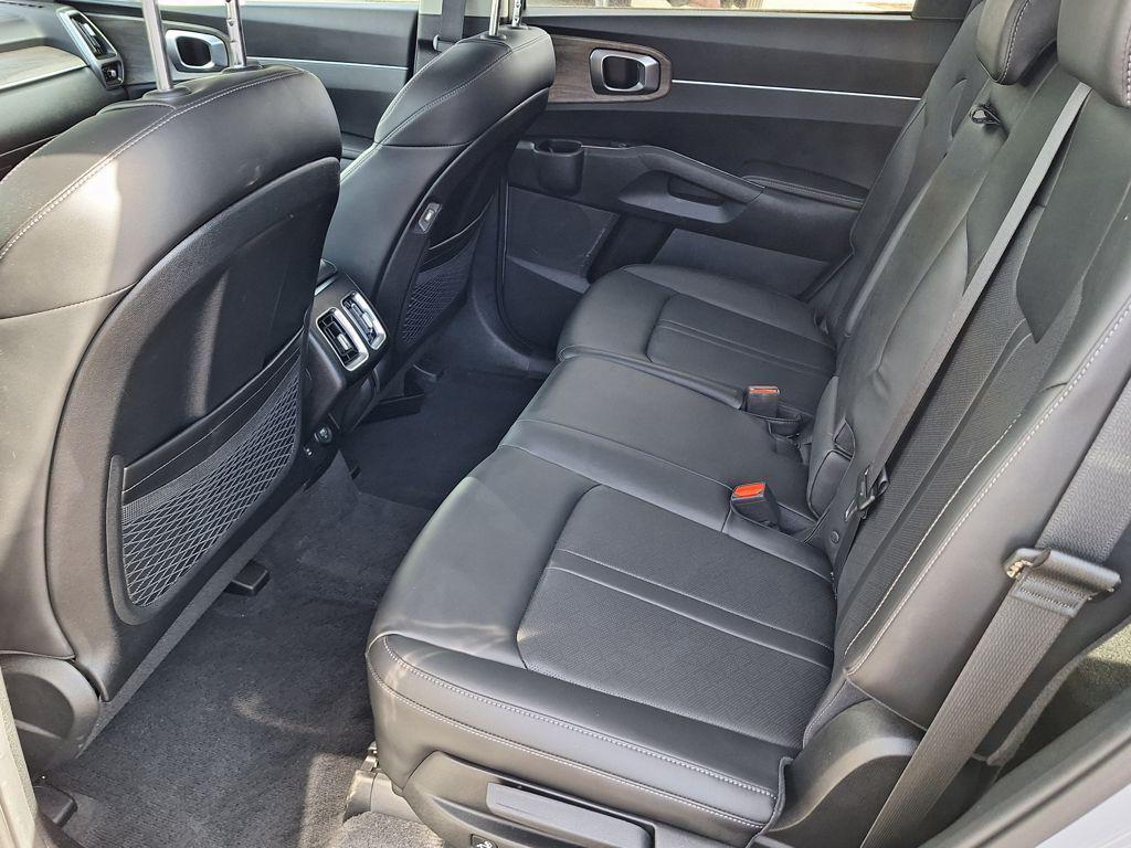 used 2023 Kia Sorento car, priced at $27,988