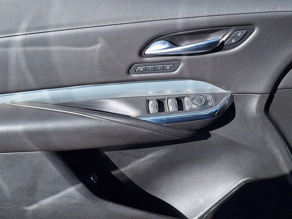 used 2023 Cadillac XT4 car, priced at $23,988