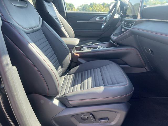 new 2025 Ford Explorer car, priced at $42,259