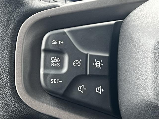 new 2025 Ford Bronco car, priced at $59,685