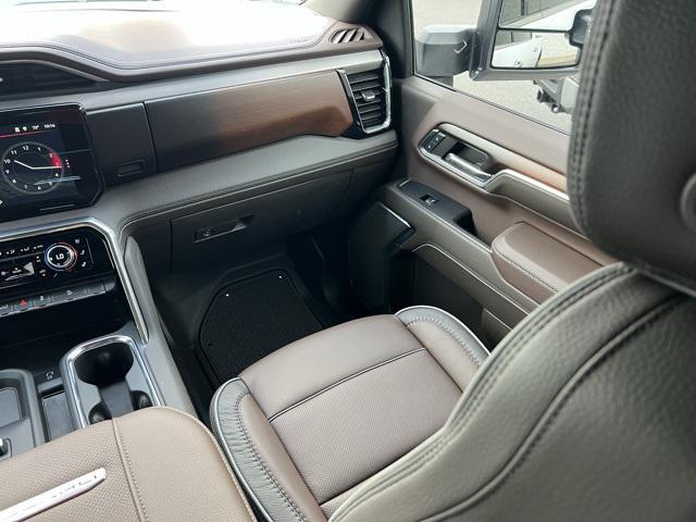 used 2024 GMC Sierra 2500 car, priced at $69,018