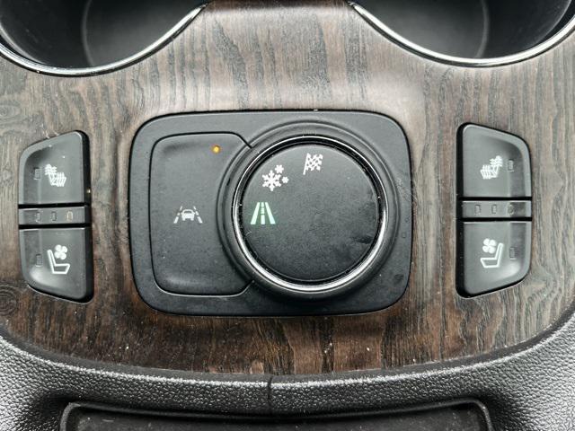 used 2022 GMC Acadia car, priced at $24,046