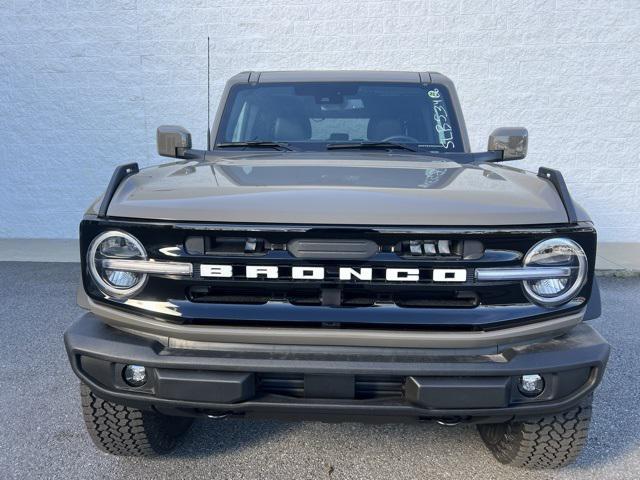 new 2025 Ford Bronco car, priced at $53,631