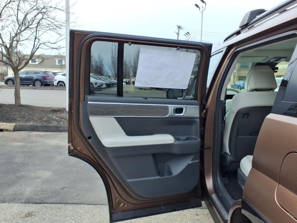 new 2025 Hyundai SANTA FE HEV car, priced at $52,424