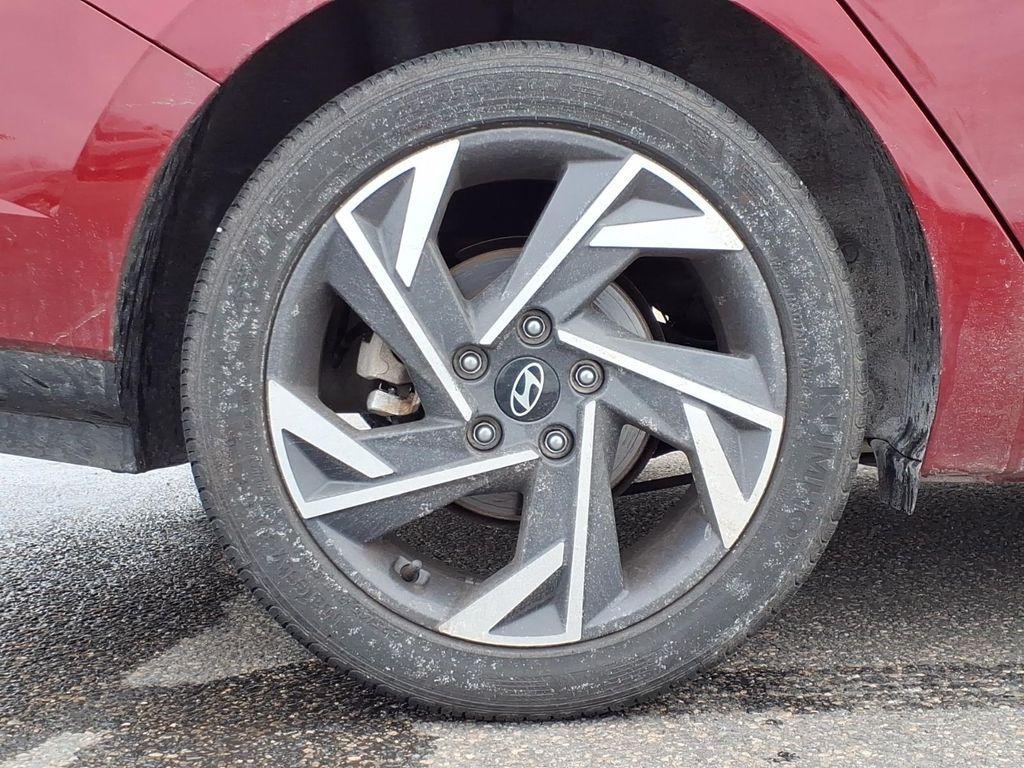 used 2025 Hyundai Elantra car, priced at $20,036