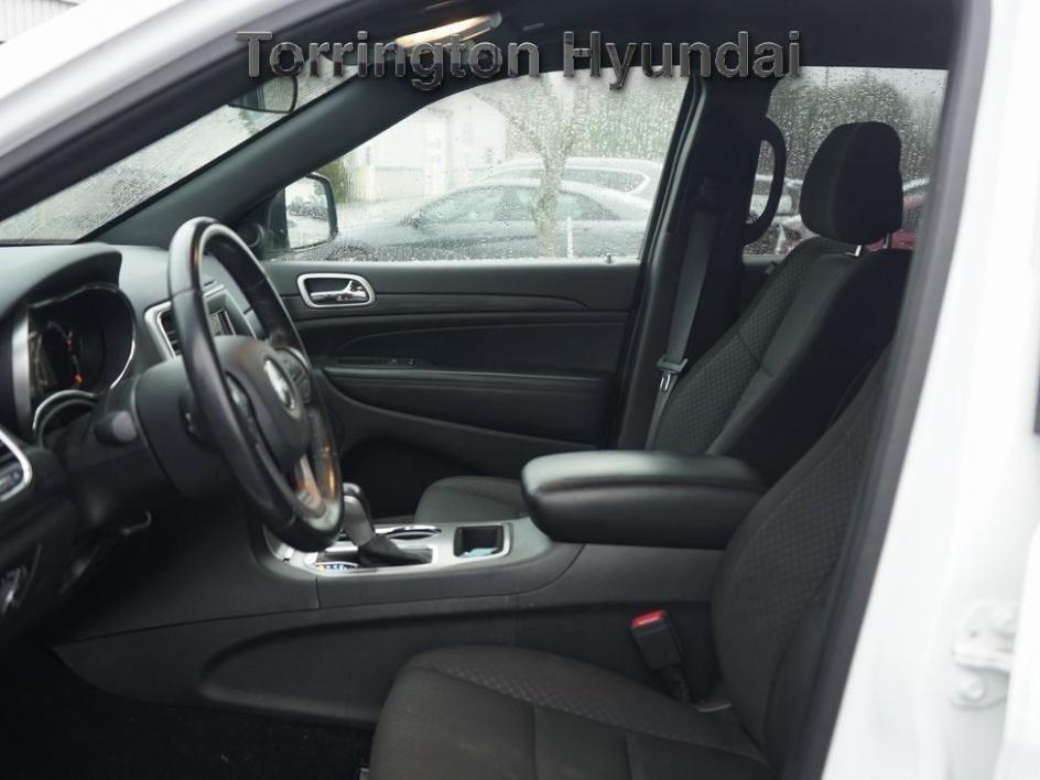 used 2020 Jeep Grand Cherokee car, priced at $19,187