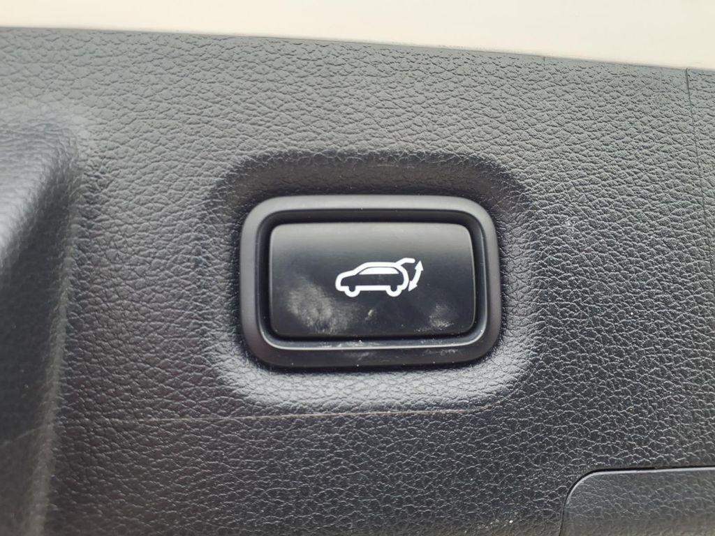 used 2022 Hyundai Santa Fe car, priced at $21,872