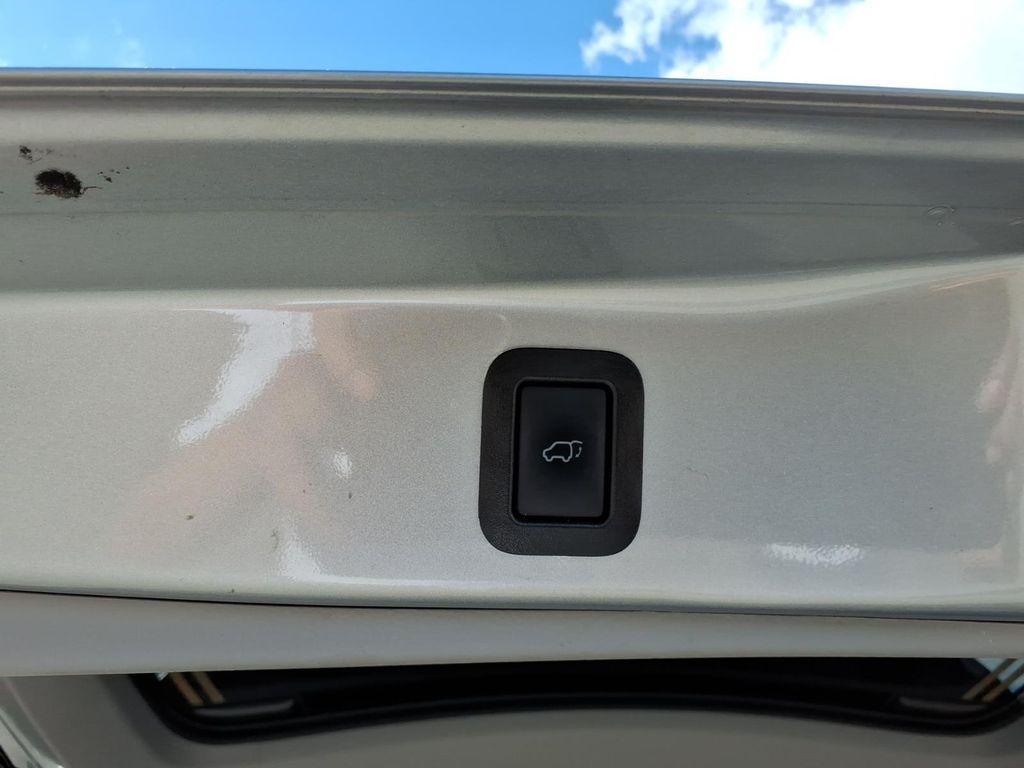 used 2018 Toyota Highlander car, priced at $22,910