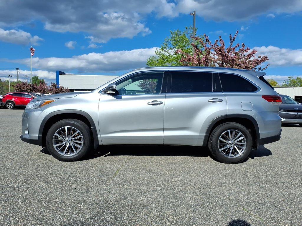 used 2018 Toyota Highlander car, priced at $22,910