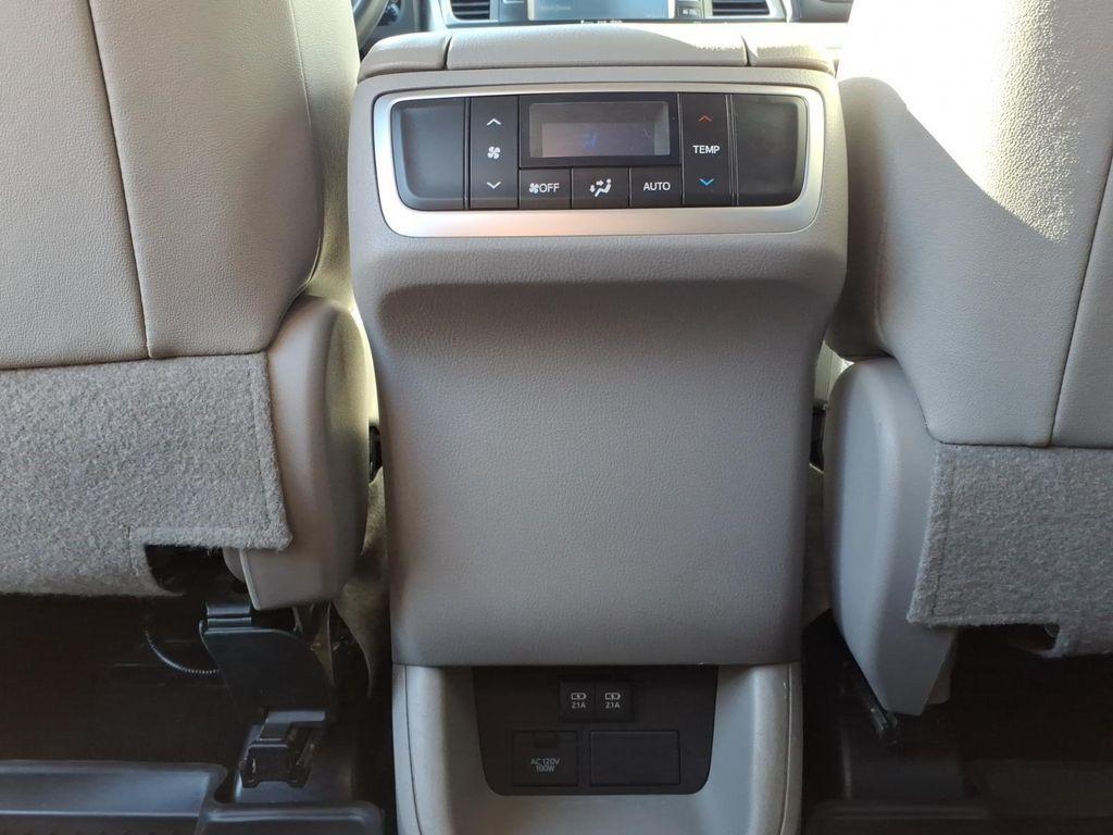 used 2018 Toyota Highlander car, priced at $22,910