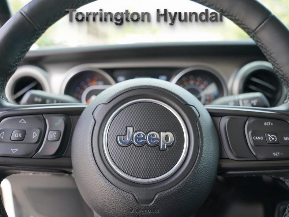 used 2021 Jeep Gladiator car, priced at $29,914