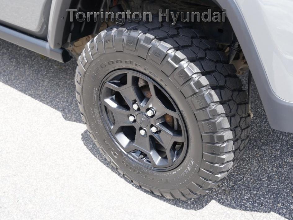 used 2021 Jeep Gladiator car, priced at $29,914