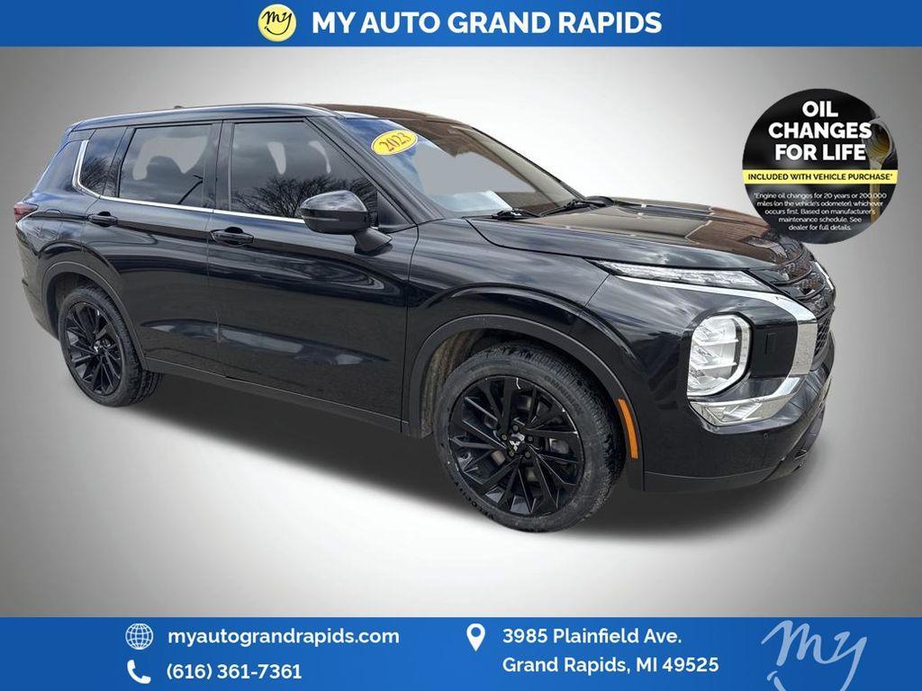 used 2023 Mitsubishi Outlander car, priced at $23,573